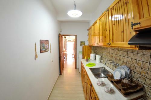 Alexandros Apartments & Studios
