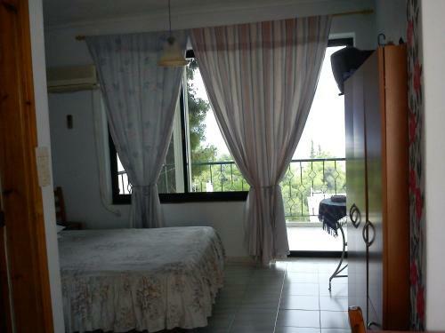 Mina Apartments