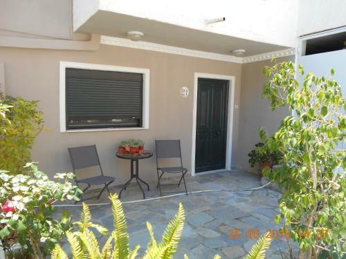 Mina Apartments
