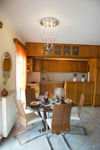 Lefkas City Apartments