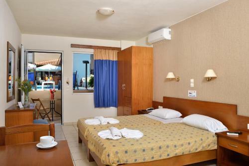 Aparthotel Akatos Hotel