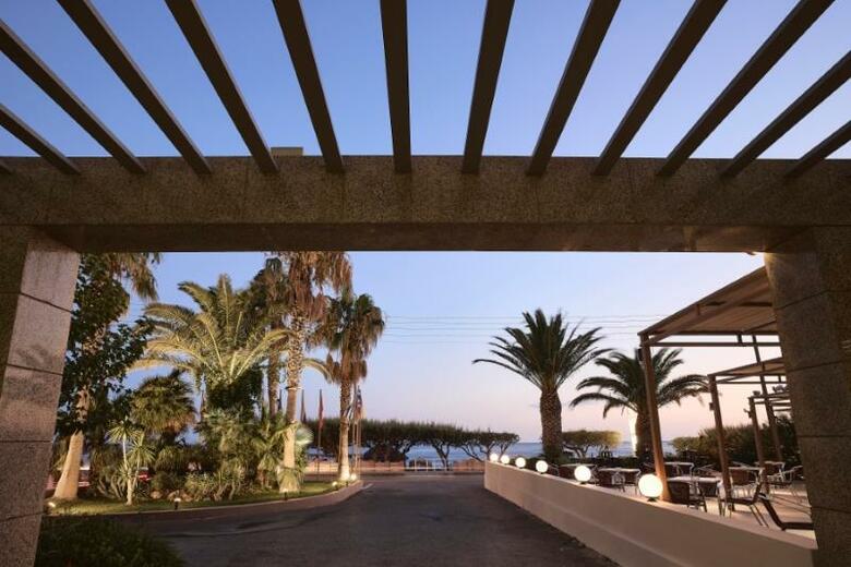Tylissos Beach Hotel