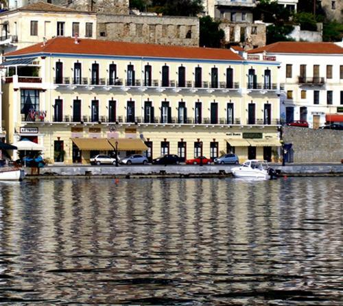 Aktaion City Hotel