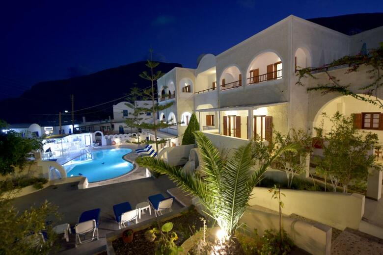 Hostal Sunflower Aparthotel