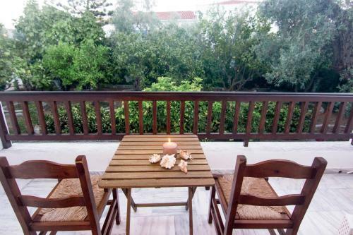 Hostal Naftilos Skiathos