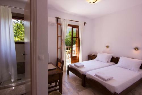Hostal Naftilos Skiathos
