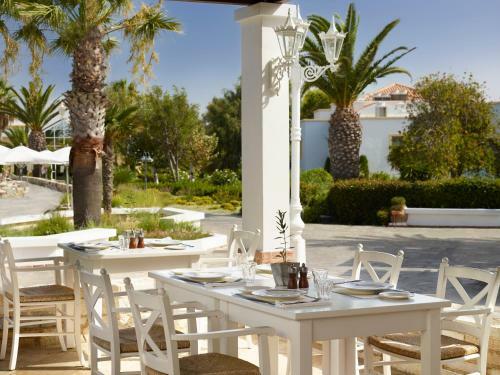 Neptune Hotel-resort, Convention Centre & Spa