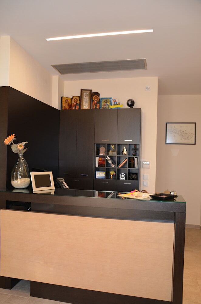 Hostal Helianthus Guesthouse