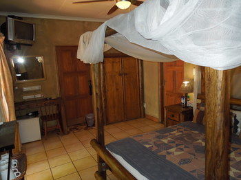 Albergue Trees Too Guest Lodge