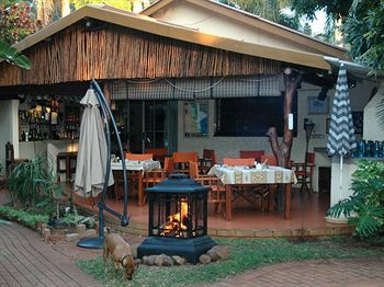 Albergue Trees Too Guest Lodge