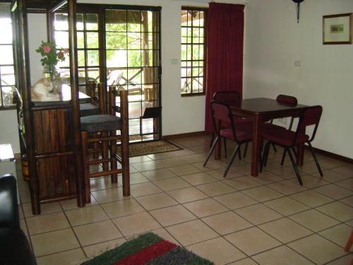 Hotel Orchards Farm Cottages