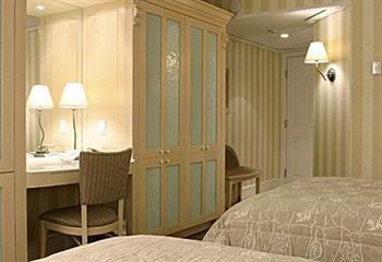 Hotel Les Trois Tilleuls And Spa