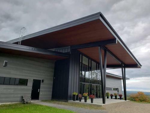 Hotel Auberge De La Montagne Coup�e