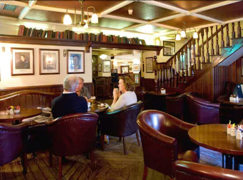 The Lansdowne Hotel