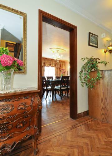 Hostal Marian Lodge Guesthouse