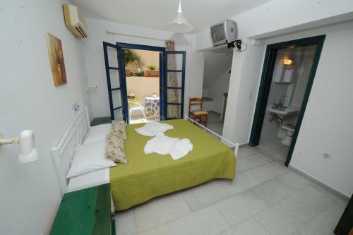 Apartamento Terra Fos Naxos Studios