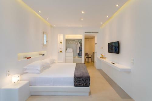 Alexandros Apartments