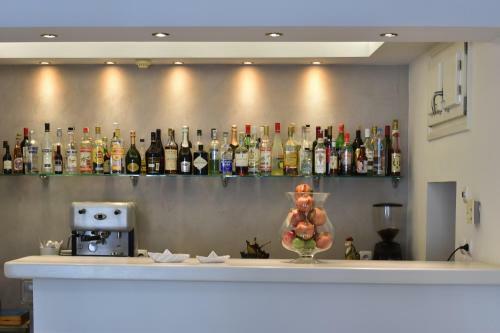 Alexandros Apartments