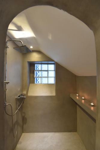 Alexandros Apartments