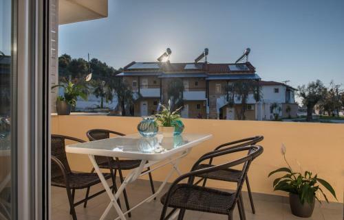 Hotel Caretta Village