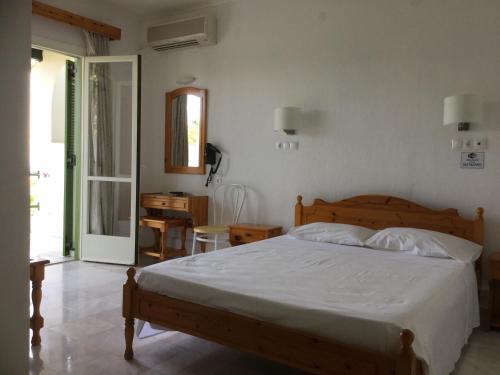 Hostal Villa Yiannis (adult Friendly)