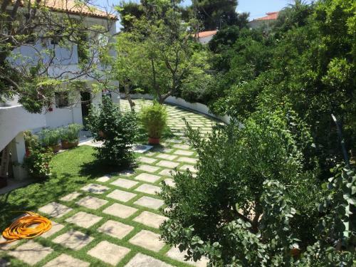Hostal Villa Yiannis (adult Friendly)