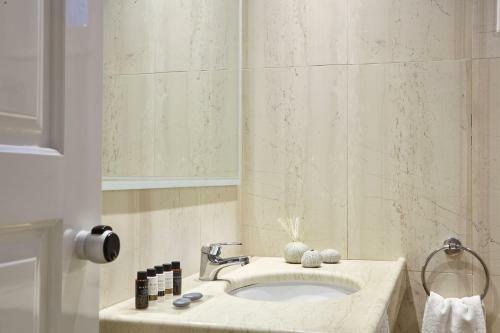 Elounda Palm Hotel & Suites