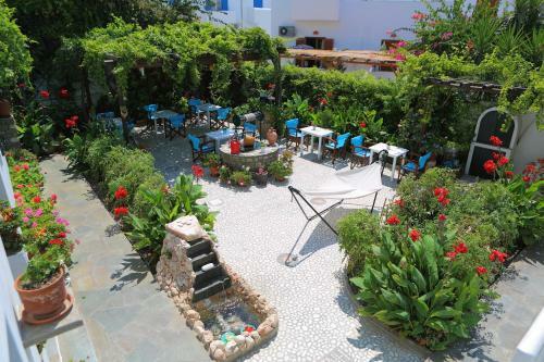 Hostal Eleni Rooms
