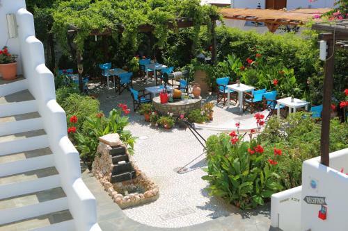 Hostal Eleni Rooms