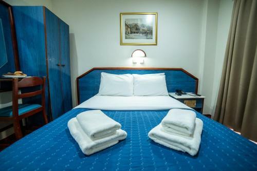 Argo Hotel Piraeus