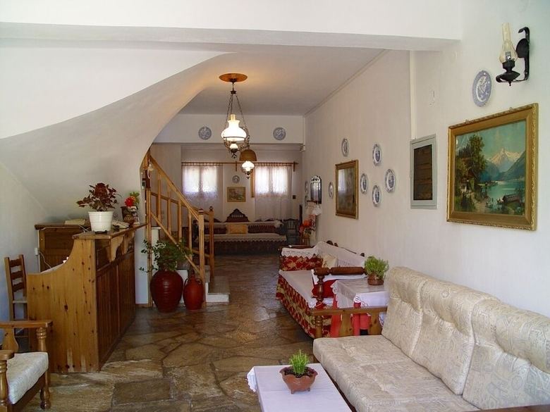 Hostal Guesthouse Christos