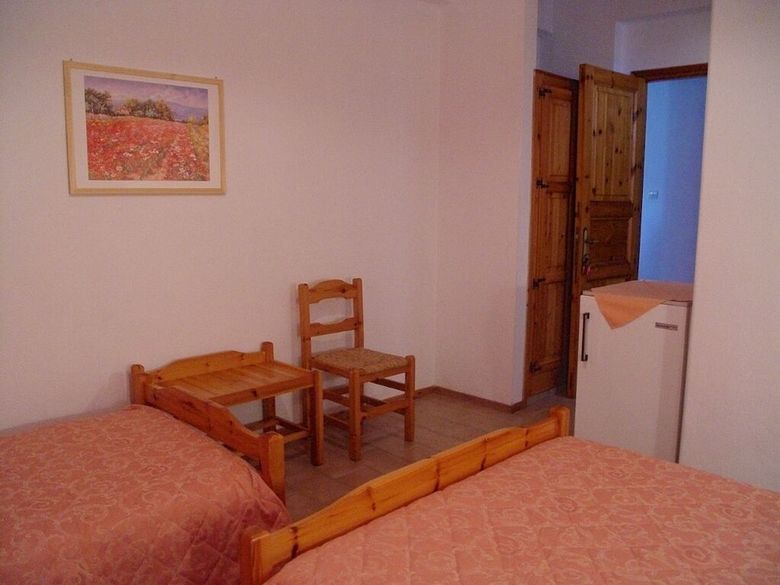 Hostal Guesthouse Christos