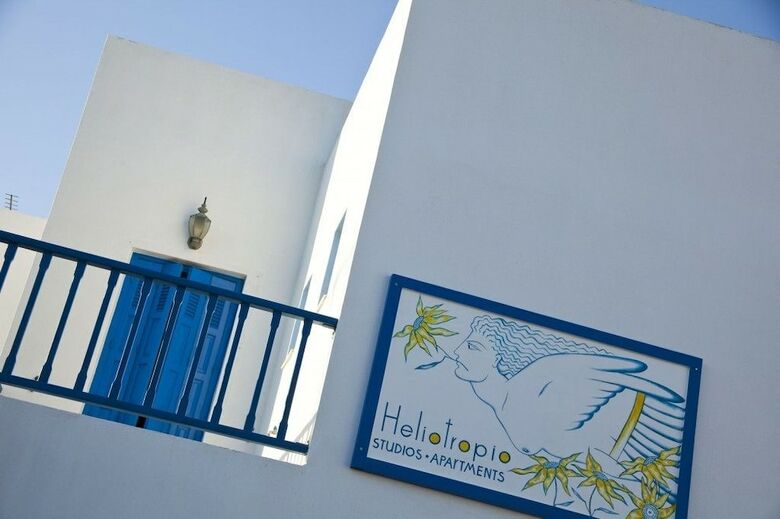 Heliotropio Studios & Apartments