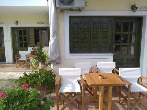 Apartamento Rent Rooms Alexiou