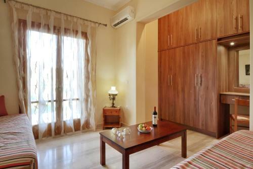 Marilena Studios And Apartments