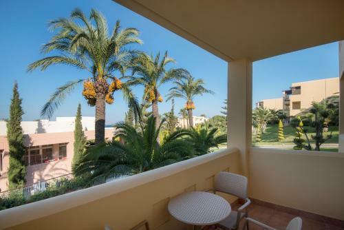 Hotel Horizon Beach Resort