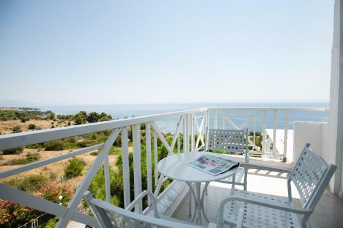 Hotel Bianco Olympico Beach Resort