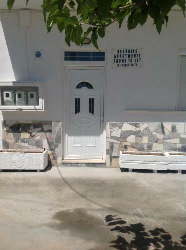 Georgias Apartments