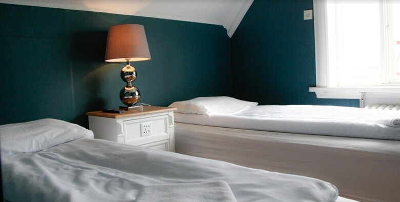 Hostal Guesthouse Akurinn