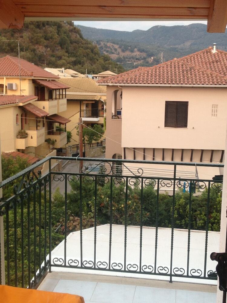 Virvilis Apartments