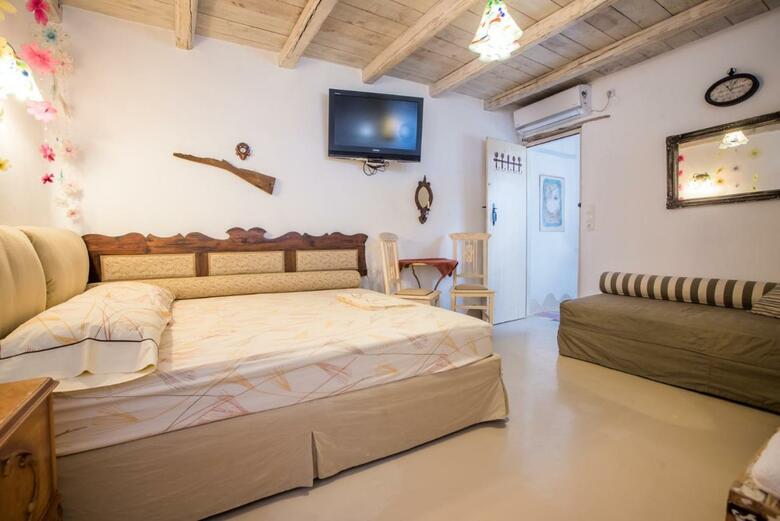 Aparthotel Anthippi