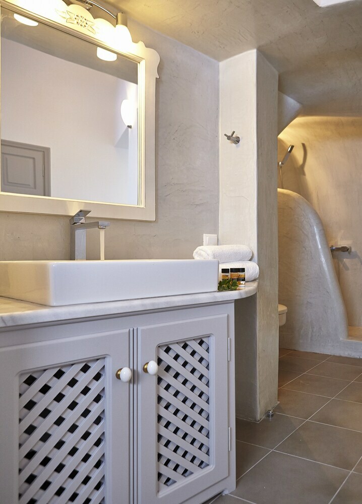 Apartamento Liakada Oia Suites