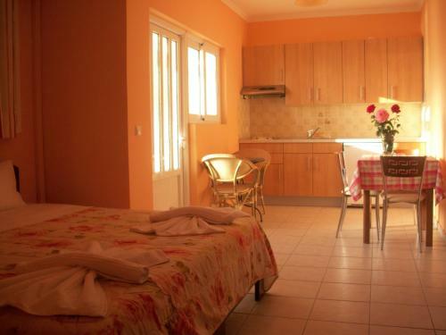 Dioni Studios & Apartments