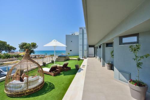 Elia Agia Marina Hotel
