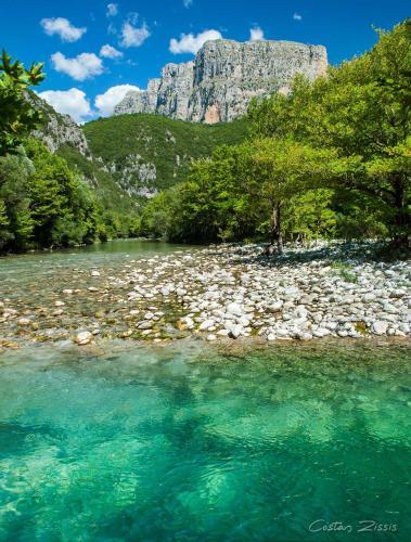Hostal Ioannidis Guesthouse
