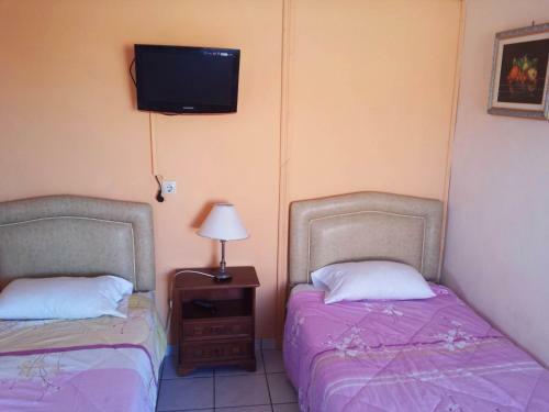 Eugenia Hotel & Apartments