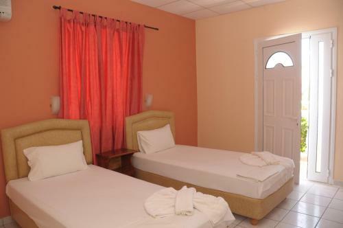Eugenia Hotel & Apartments
