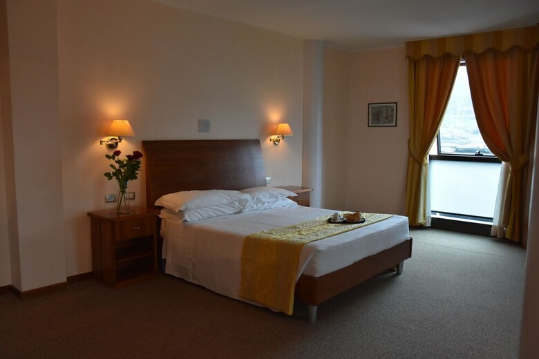 Hotel Gentile Da Fabriano