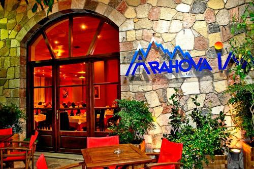 Hotel Arahova Inn & Conference