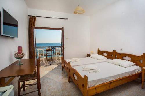 Petalides Apartments
